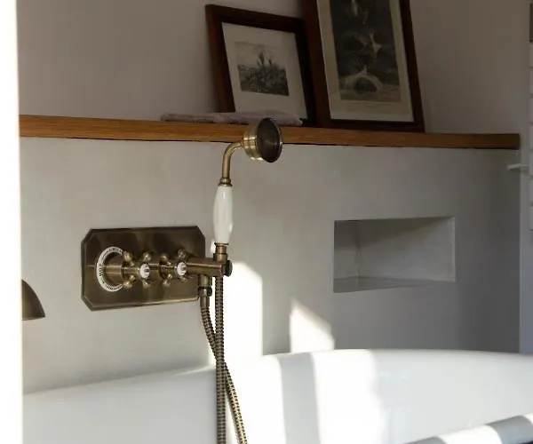 Maison d'hôtes Le Roitelet - D'hôtes Privative Montcavrel